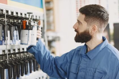 Mechanik-Grundlagen: Warum Technikberufe 2026 sie brauchen